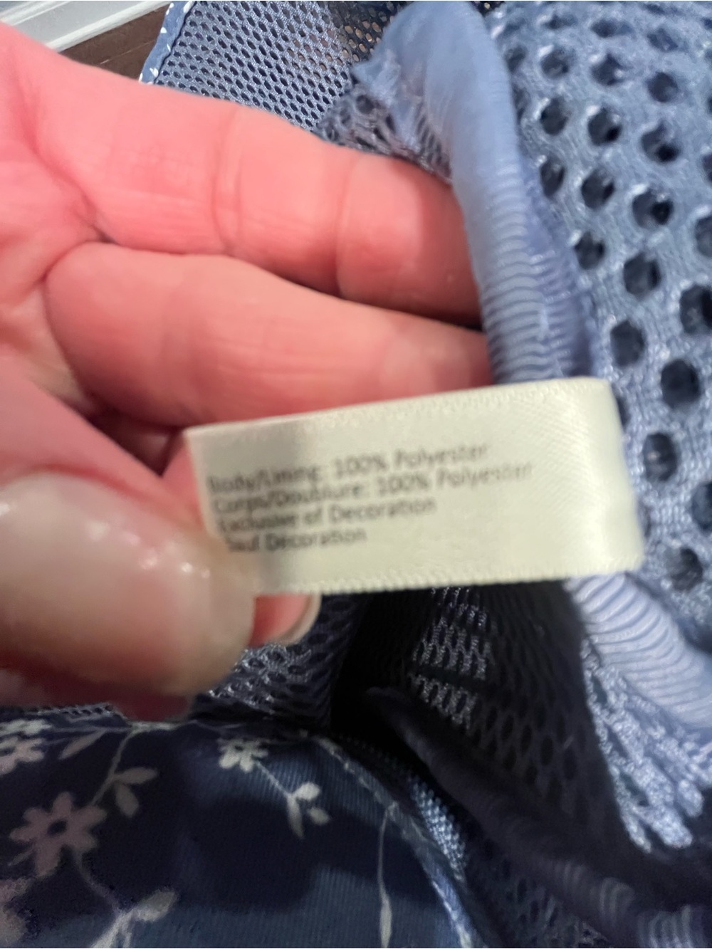 Pink by Victoria Secret 
Mesh Bag
Blue with White Flowers - Picture 5 of 9